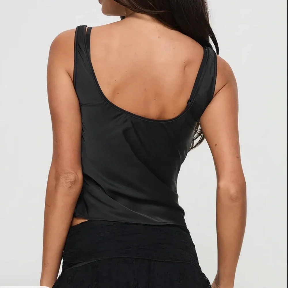 Princess Polly Black Satin Crop Top - Picture 2 of 2